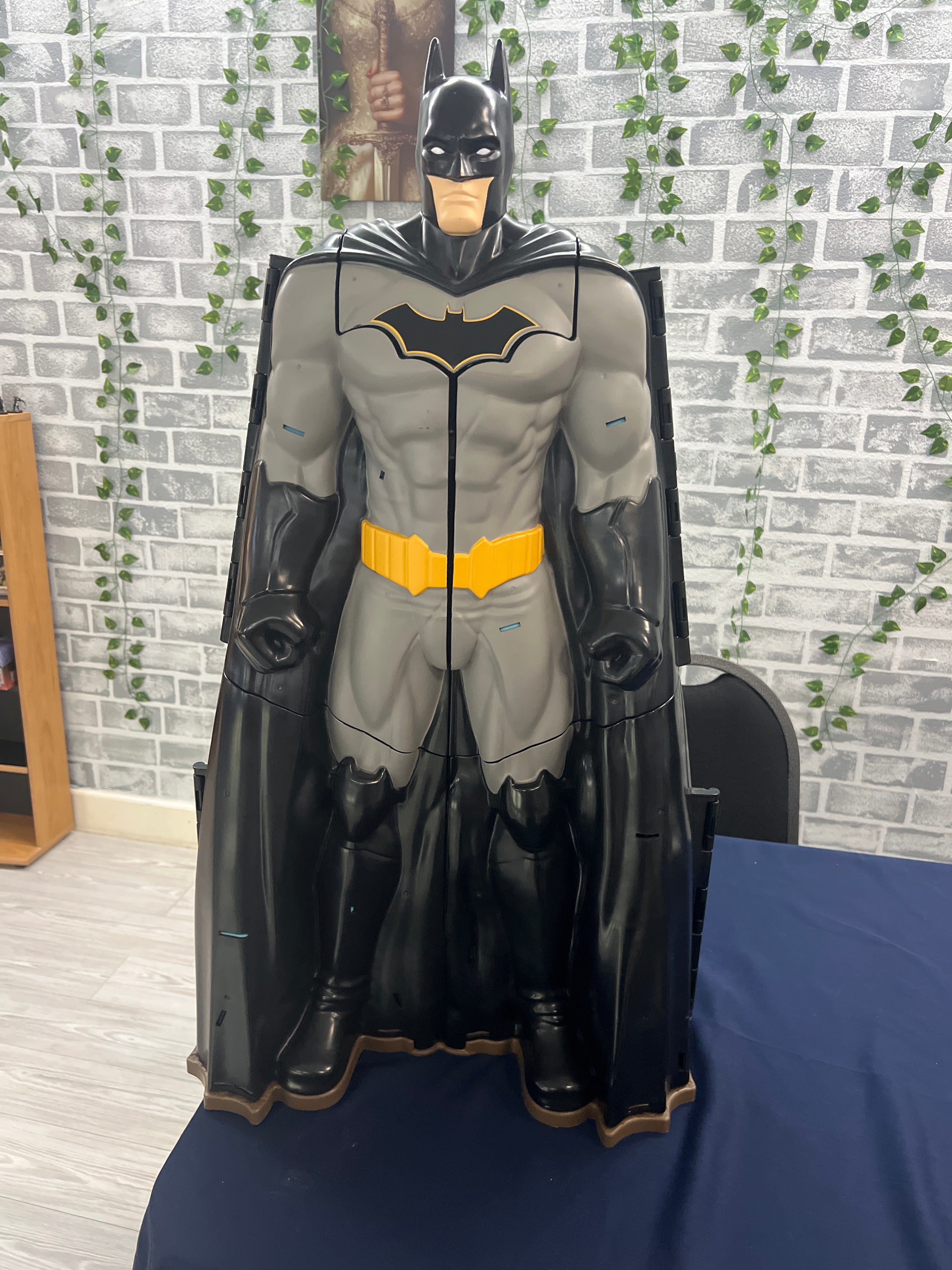 Batman Bat-Tech Batcave Transforming Playset