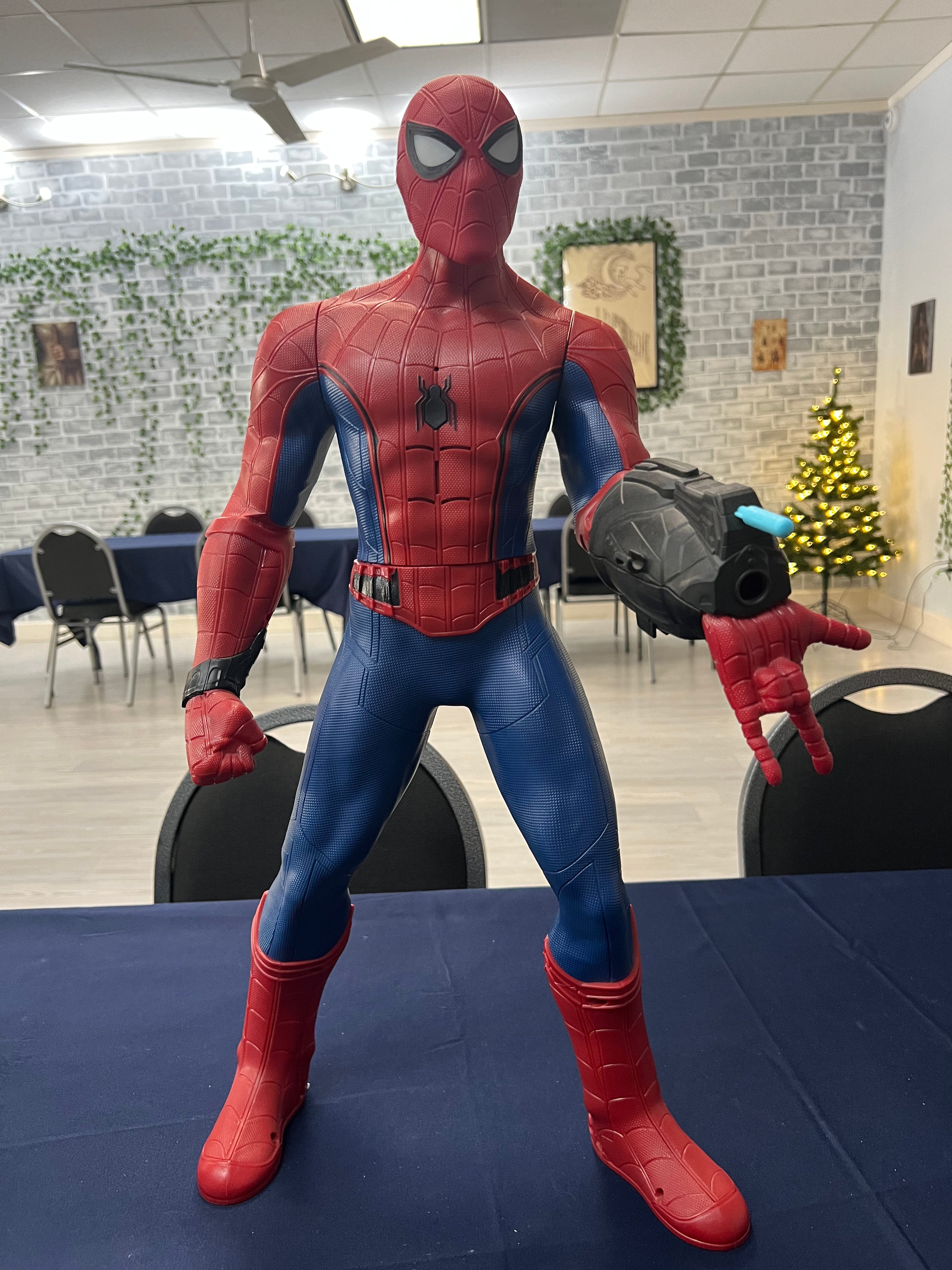 Marvel Homecoming Spider-Man Figure