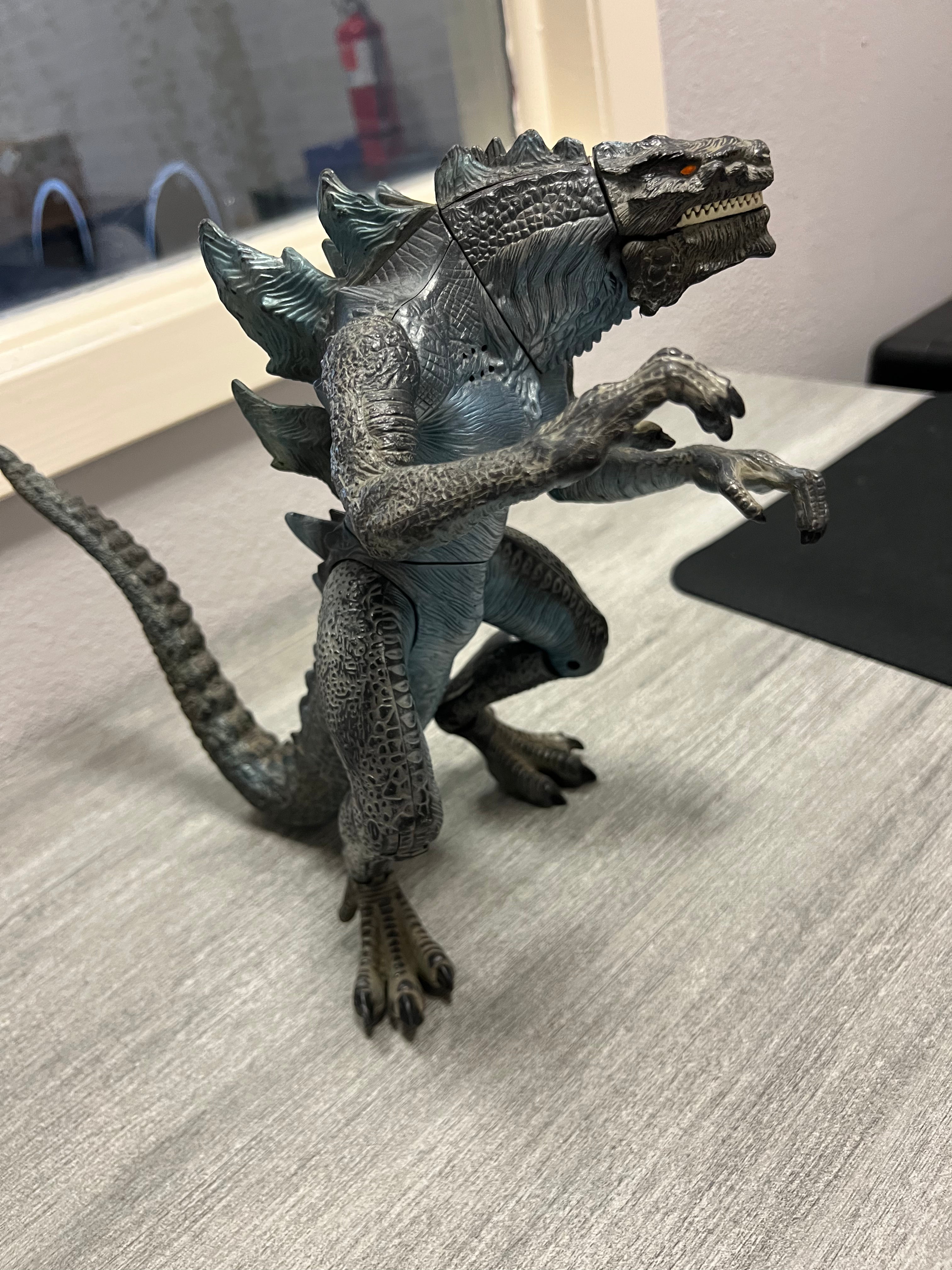Godzilla 1998 Roaring figure 11”